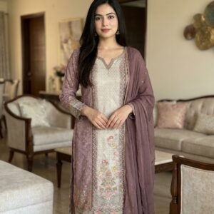 Elegant Mauve Embroidered Kurti Pant Dupatta Set